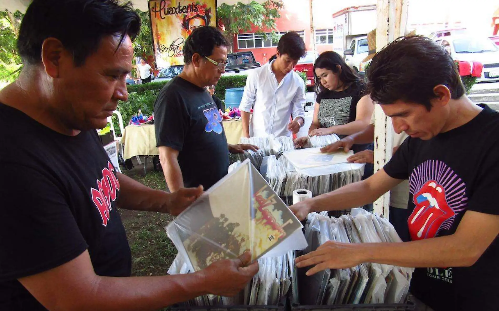 Vinilo, formato análogo que contra todo pronóstico sigue vigente, y de ser un material de nicho casi se vuelve masivo 